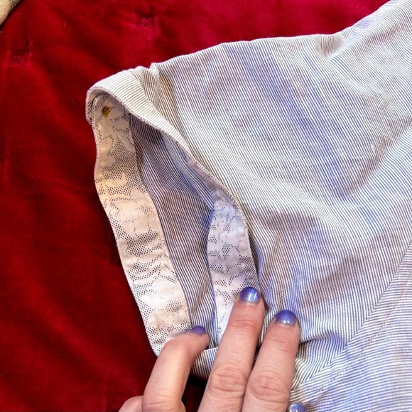 Ted Baker Men’s Short Sleeve Cotton Linen Button Down w/ Wavy Blue Dot Pattern - Picture 5 of 9